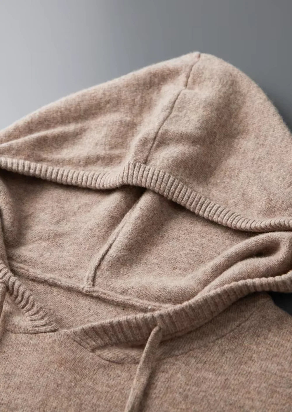 PURE EXTRA-FINE MERINO WOOL LEISURE HOODIE