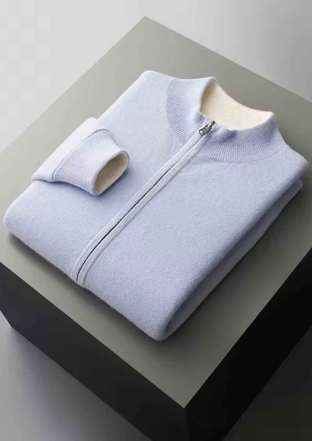 PURE EXTRA-FINE MERINO WOOL ZIP CARDIGAN