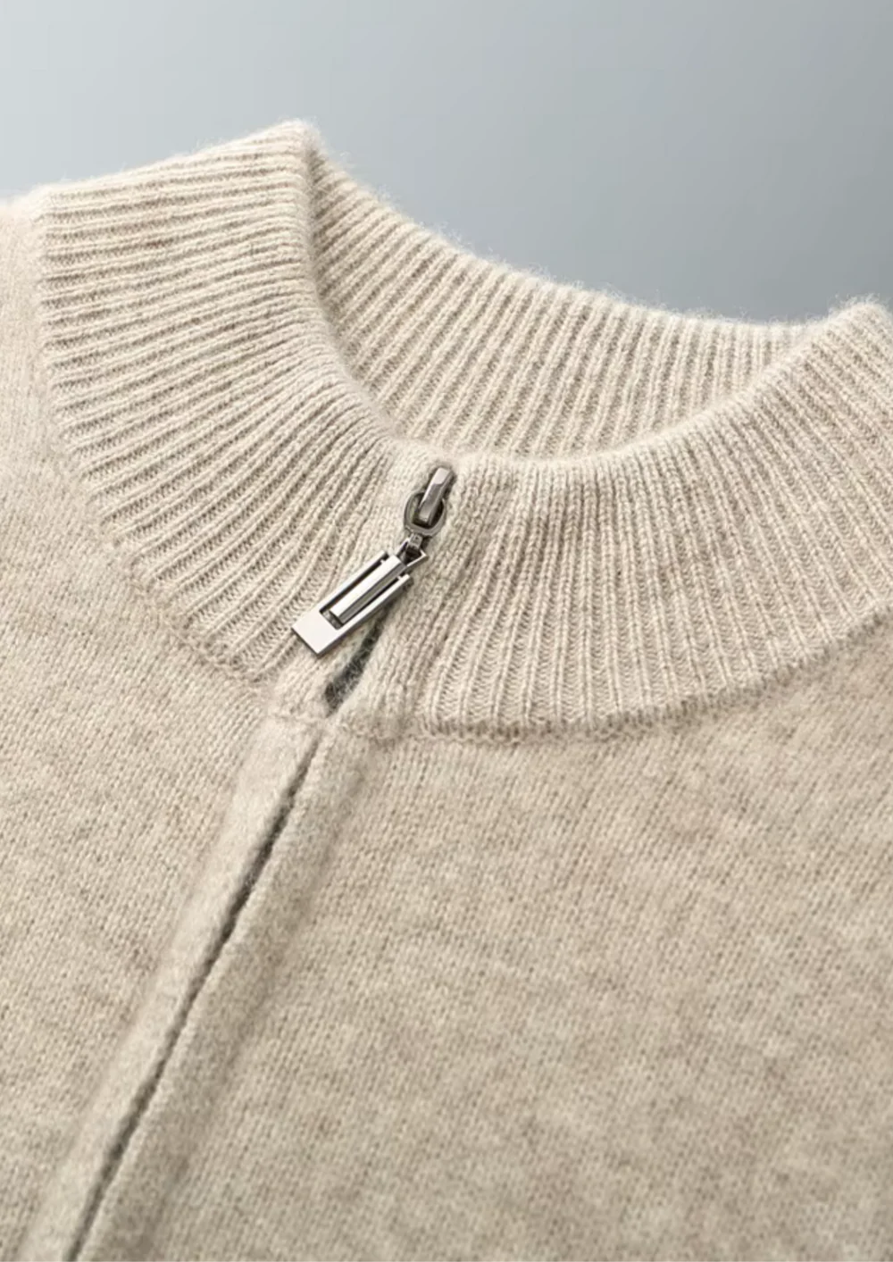 PURE EXTRA-FINE MERINO WOOL ZIPPER CARDIGAN
