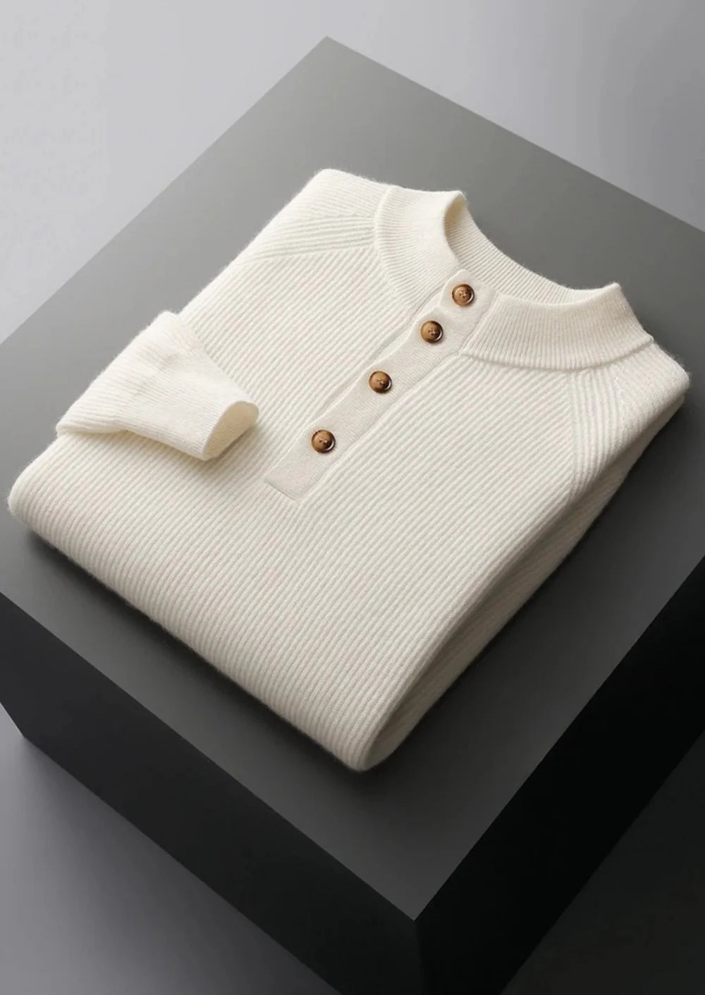 PREMIUM CASHMERE BUTTON SWEATER
