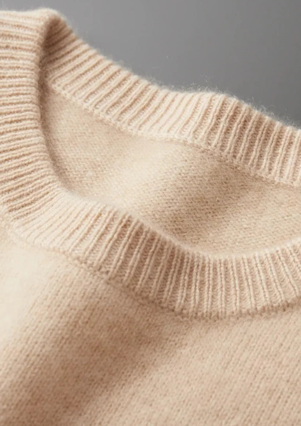 PURE EXTRA-FINE MERINO WOOL CLASSIC CREWNEC