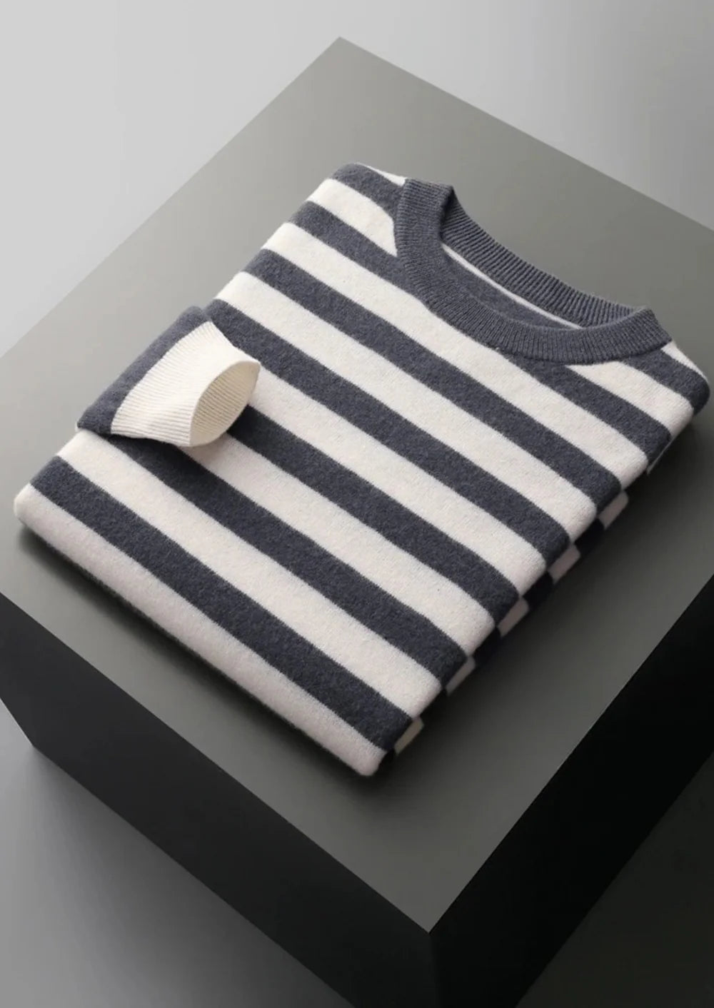 PURE EXTRA-FINE MERINO WOOL STRIPED CREWNECK