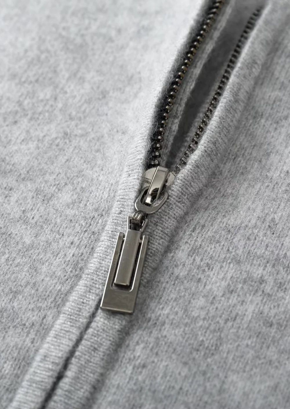 PURE EXTRA-FINE MERINO WOOL V-NECK CARDIGAN