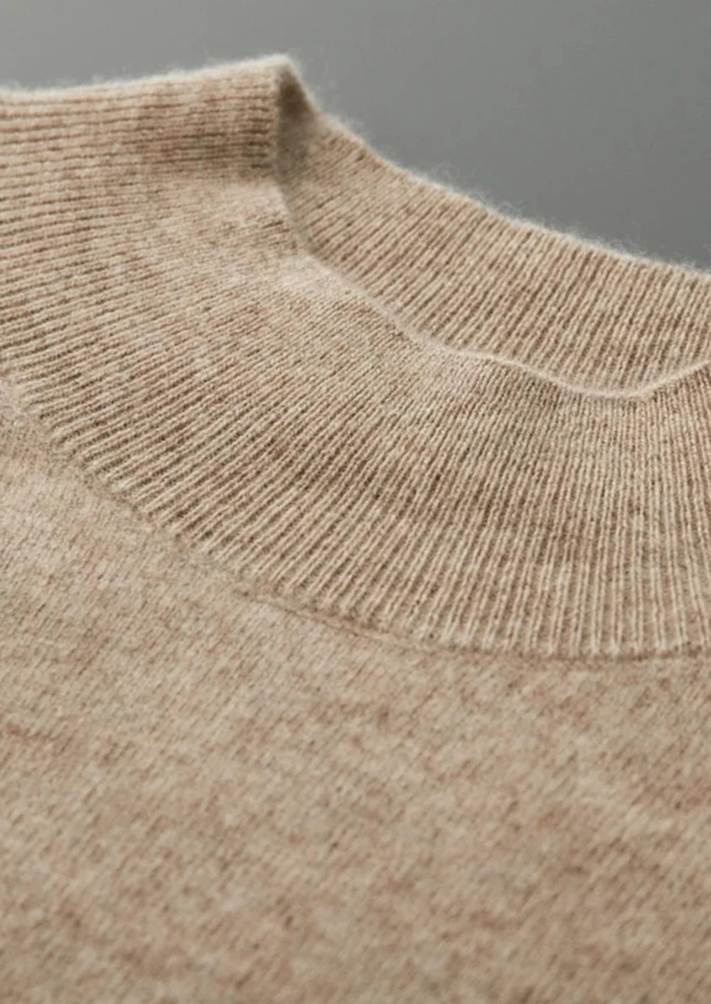 PURE EXTRA-FINE MERINO WOOL RAGLAN MOCKNECK