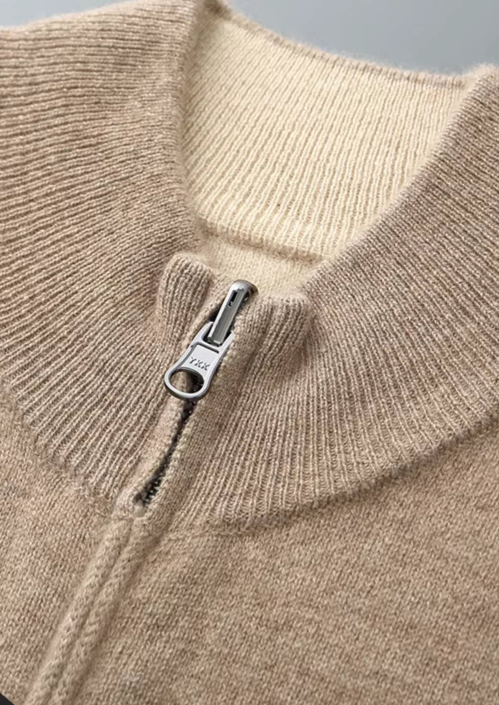 PURE EXTRA-FINE MERINO WOOL ZIP CARDIGAN