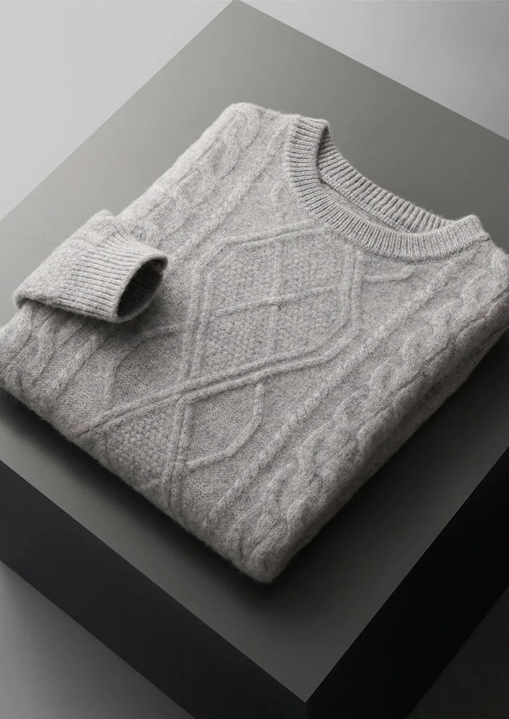 PURE EXTRA-FINE MERINO WOOL WINTERTIME CREWNECK