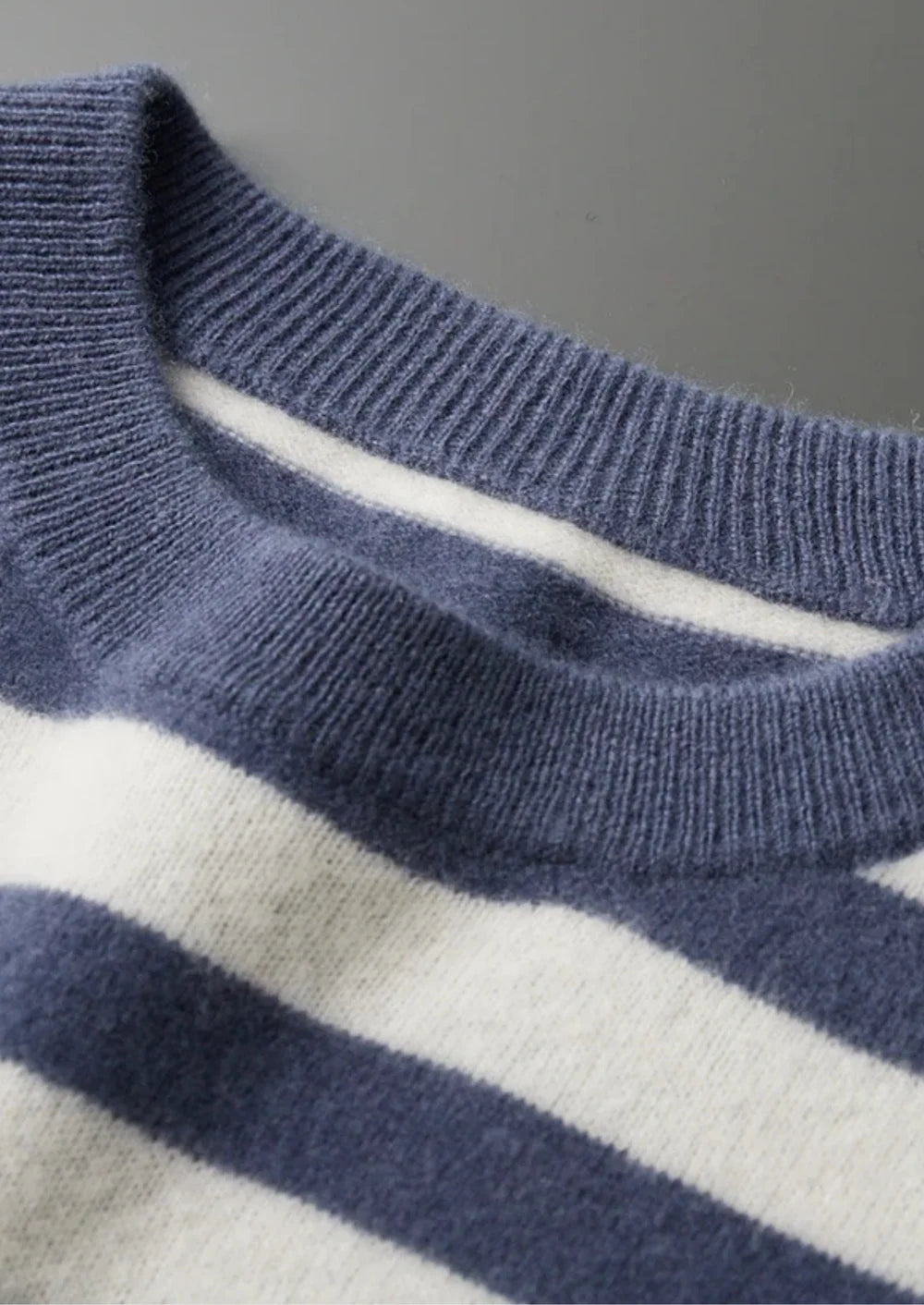 PURE EXTRA-FINE MERINO WOOL STRIPED CREWNECK