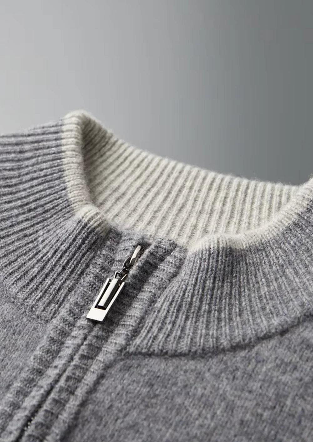 PURE EXTRA-FINE MERINO WOOL TWO-TONE ZIP CARDIGAN