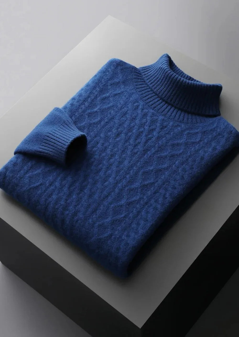 PURE EXTRA-FINE MERINO WOOL WINTERTIME ROLLNECK