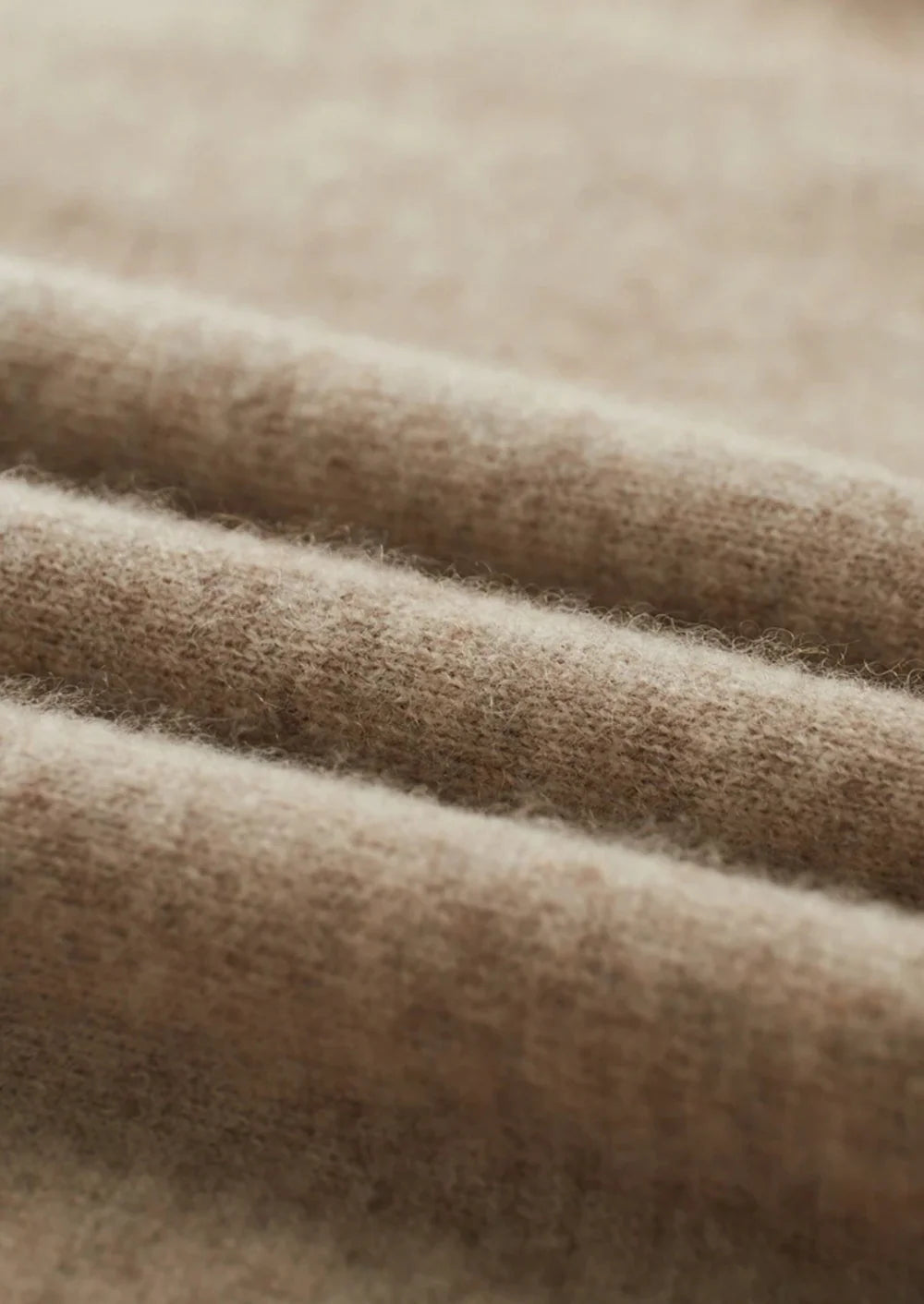 PURE EXTRA-FINE MERINO WOOL RAGLAN MOCKNECK