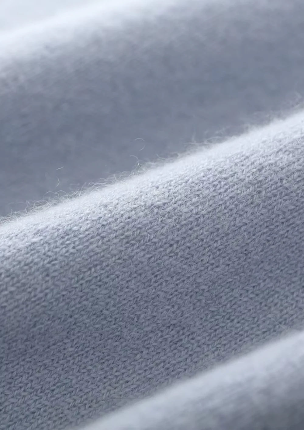 PURE EXTRA-FINE MERINO WOOL ZIP CARDIGAN