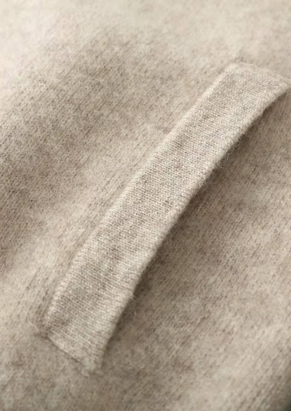 PURE EXTRA-FINE MERINO WOOL V-NECK CARDIGAN