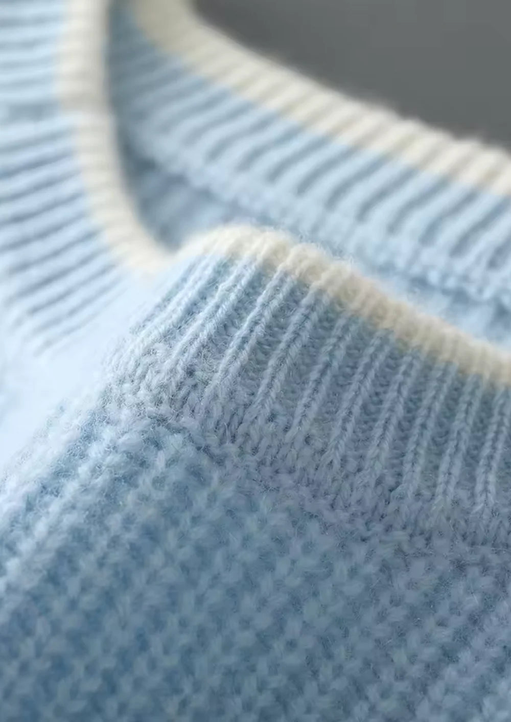 PURE EXTRA-FINE MERINO WOOL TWO TONE CREWNECK