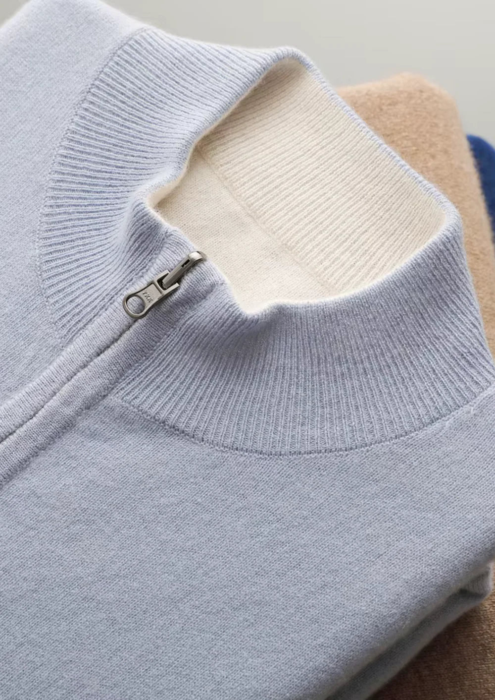 PURE EXTRA-FINE MERINO WOOL ZIP CARDIGAN