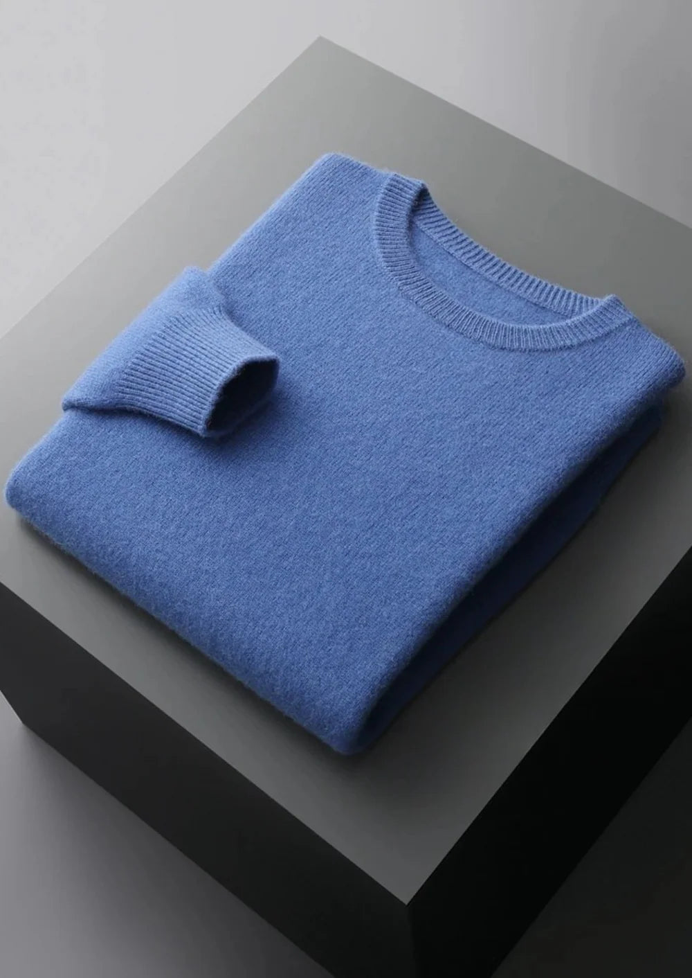 PURE EXTRA-FINE MERINO WOOL CLASSIC CREWNEC