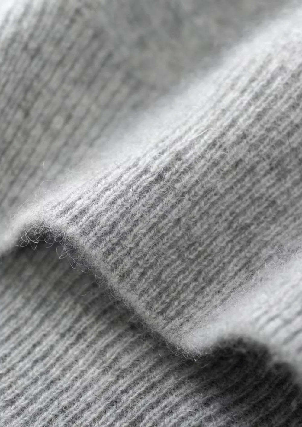 ZUIVERE EXTRA-FIJNE MERINO WOL RITS HOODIE
